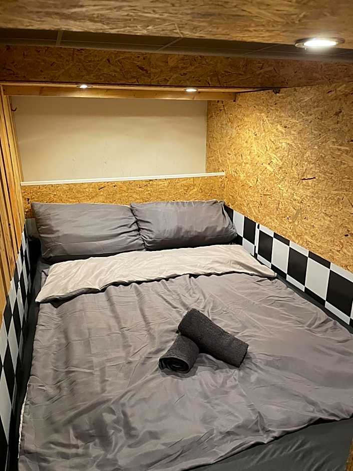 Urban Capsule