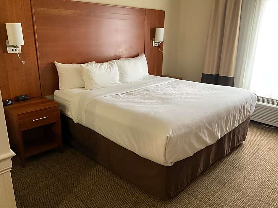 Comfort Suites Hotel and Conference Center