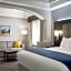 Days Inn & Suites by Wyndham Houston Hobby Airport