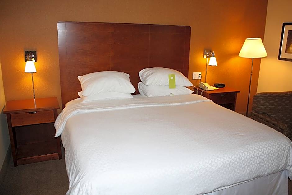 Four Points by Sheraton Chicago OHare Airport