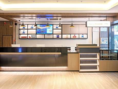 Hanting Hotel Chenzhou Pedestrian Street