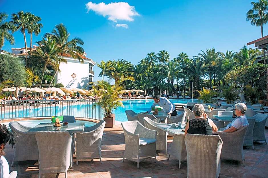 Hotel Parque Tropical