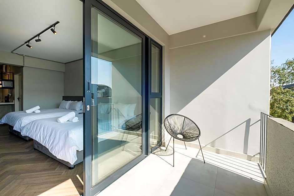 Inn & Out Plus Rosebank