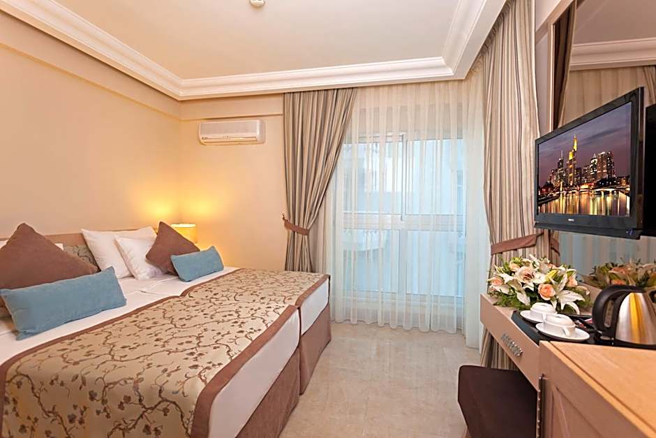 Xperia Saray Beach Hotel