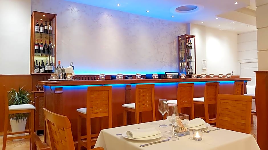 Akrogiali Exclusive Hotel (Adults Only)