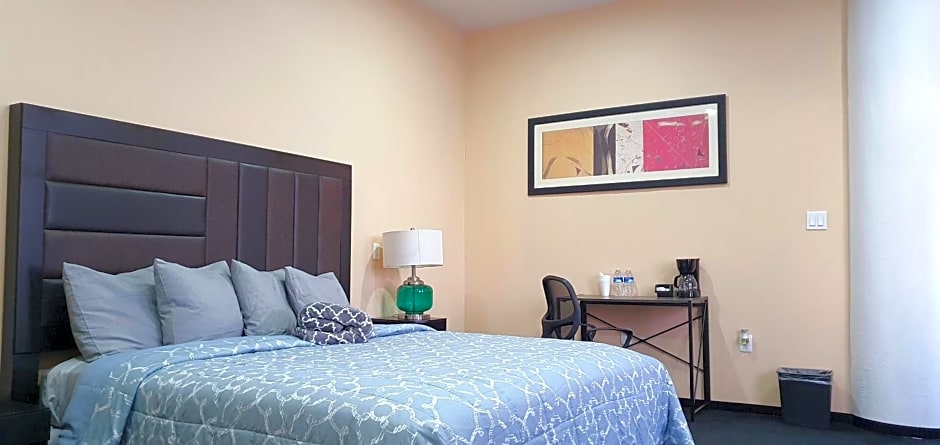 Costero Inn - Not Hotel -