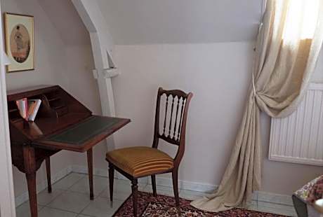 One-Bedroom Standard Apartment