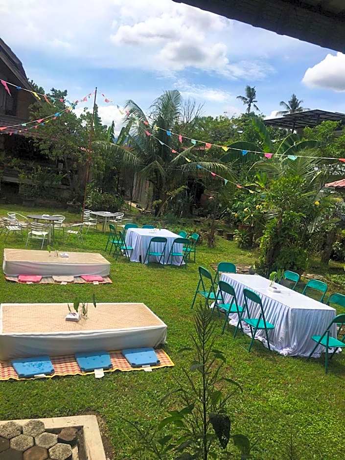 Palanta Roemah Kajoe Syariah Villa