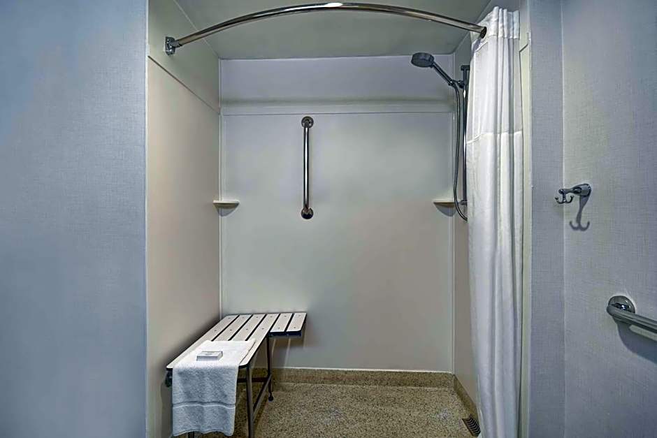 Hampton Inn By Hilton NY-JFK