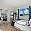 Beverly Hills Penthouse 2 BR Apt with Parking 407
