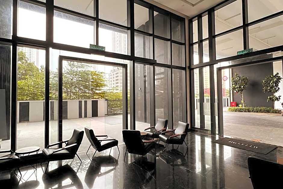 Georgetown Urban Family & Baby-Friendly Home with Skypool Seaview