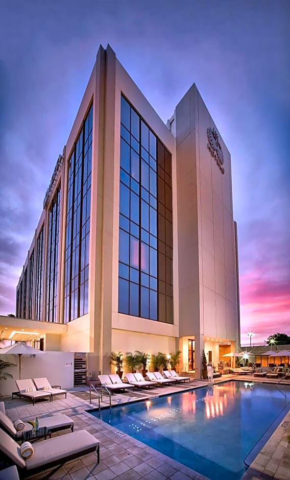 EB Hotel Miami Airport