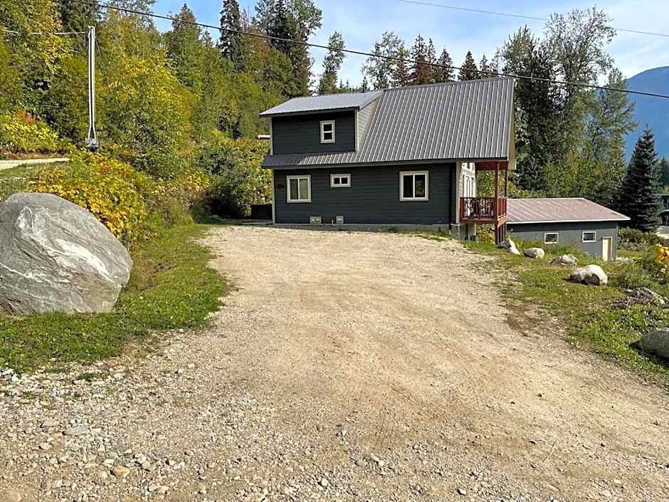 Stoke Cabin by Revelstoke Vacations