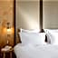 MOB HOTEL Cannes