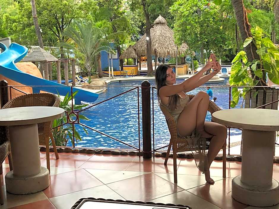 Hotel Delfines Acapulco by NG Hoteles