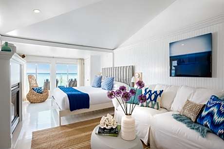 Queen Room with Sea View