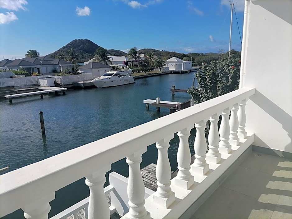 Antigua chiama Italia villas