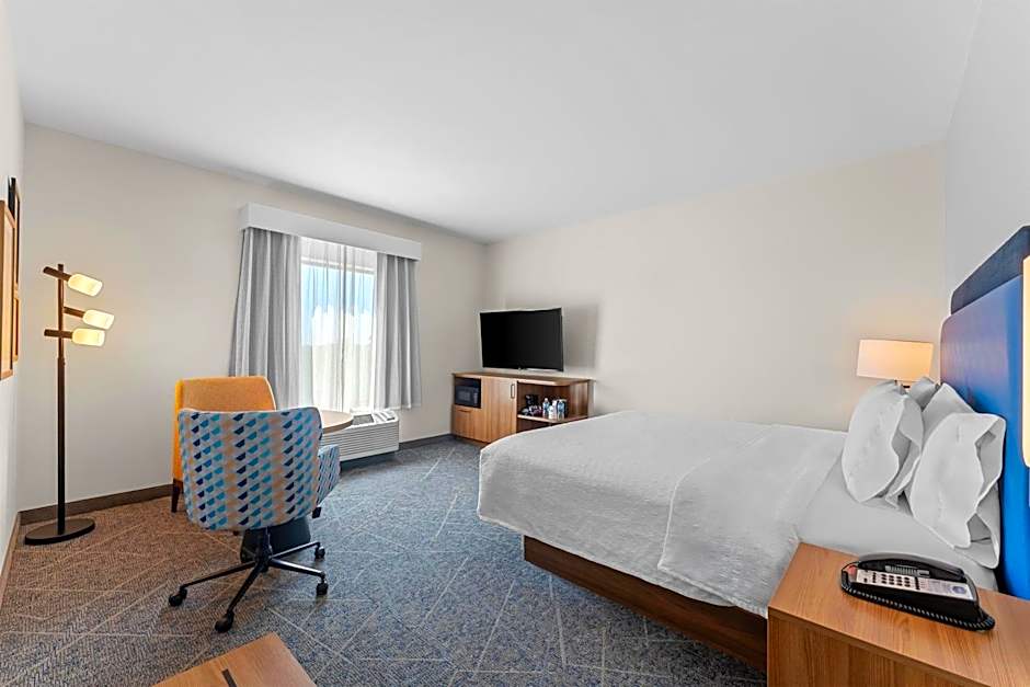 Hampton Inn & Suites Philadelphia/Bensalem