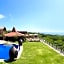 De Sapphire Cliff Villa by Danapati
