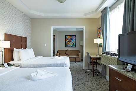 Double Suite with Two Double Beds - Non Smoking