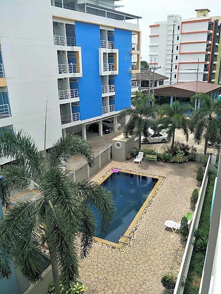 Lomsabai Apartments Chon Buri