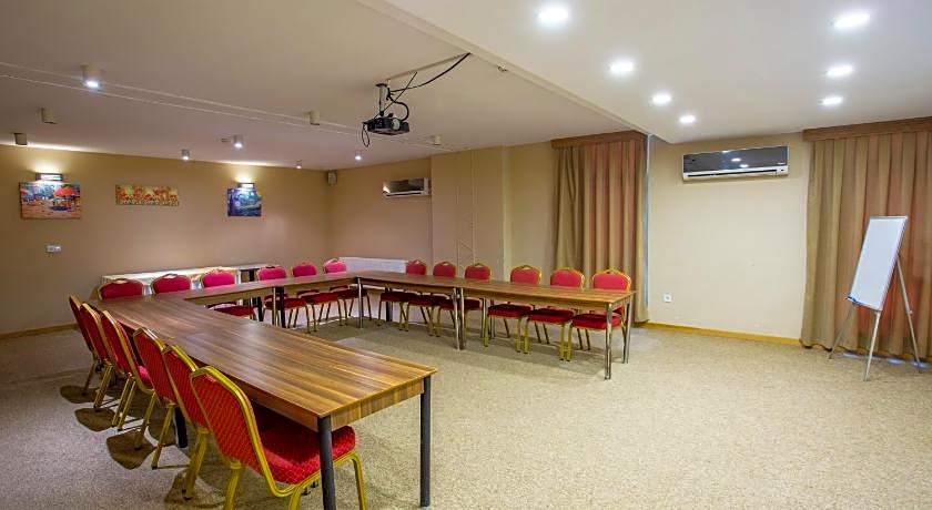 Zeytin Bahçesi Hotel