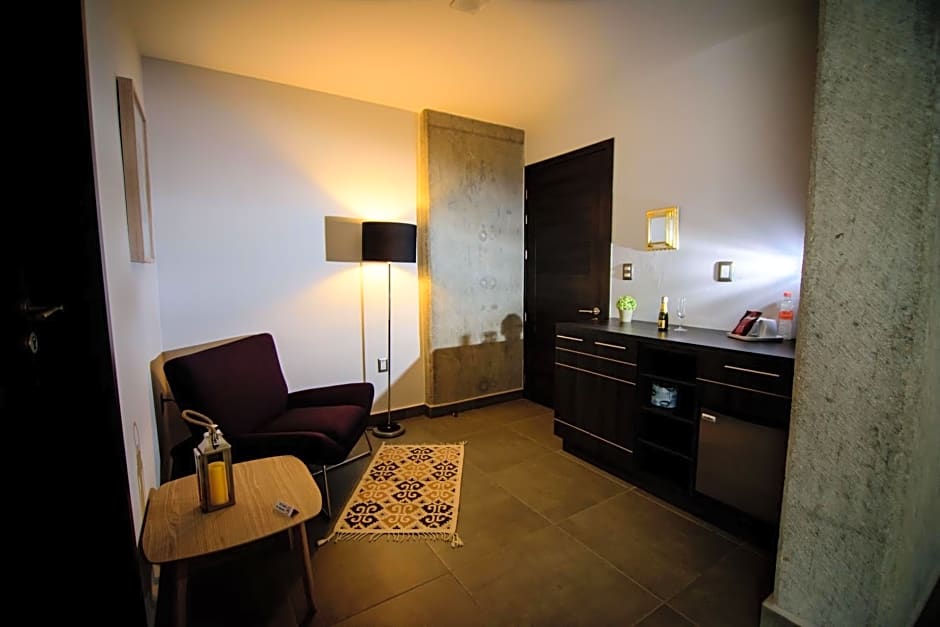 Maria Ines Hotel Suite