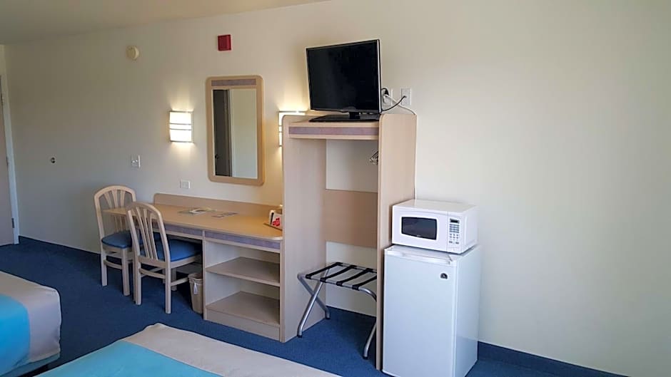 Motel 6-Las Cruces, NM - Telshor