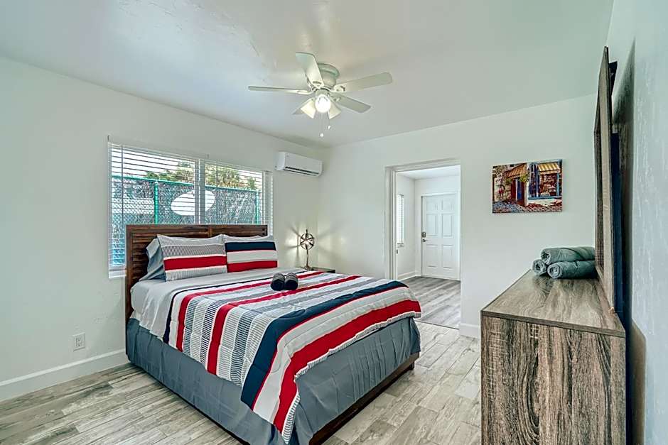 Singer Island Stunner 2 BR