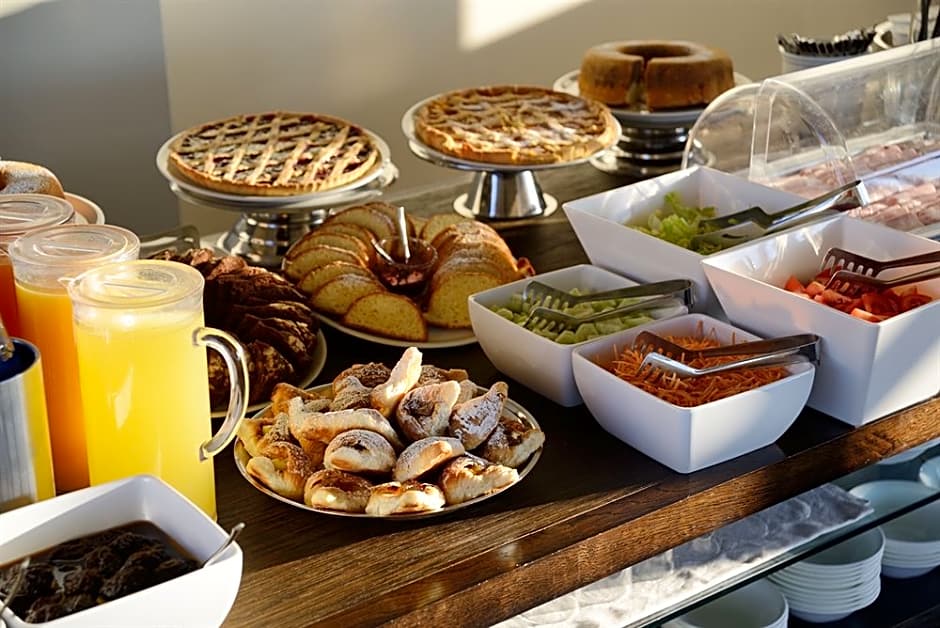 The Independent Hotel