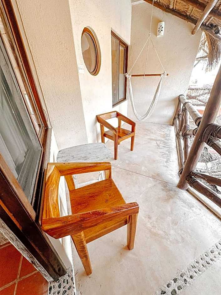 Holbox Dream Beachfront Hotel