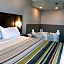 Country Inn & Suites by Radisson, Mt. Pleasant-Racine West, WI