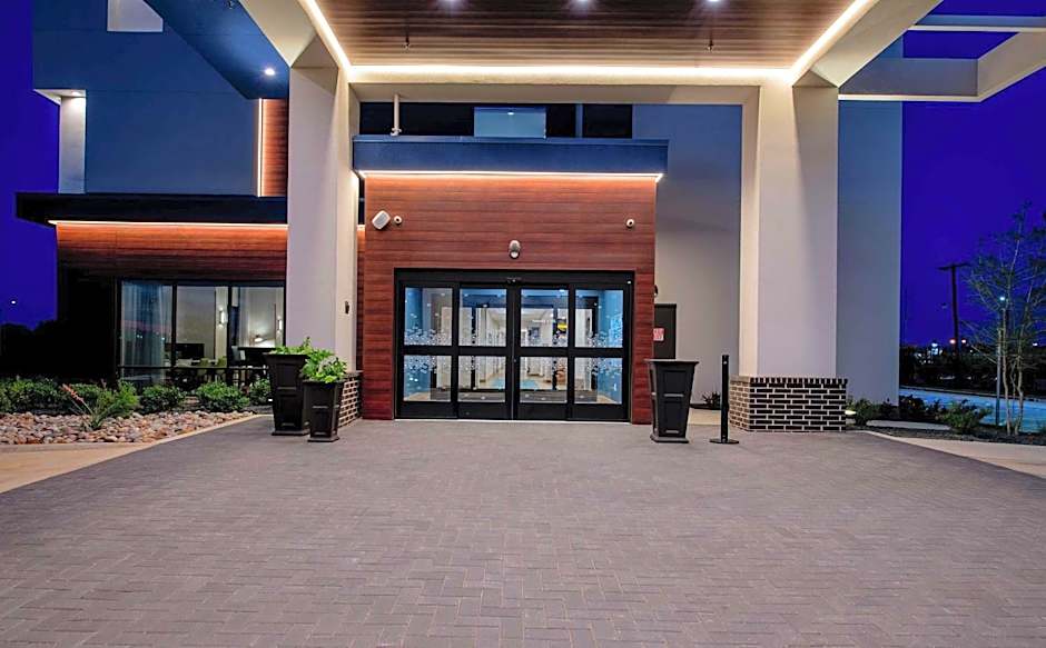 Hampton Inn By Hilton & Suites Duncanville Dallas, TX