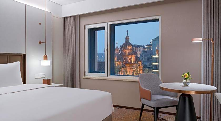 Sunworld Dynasty Hotel