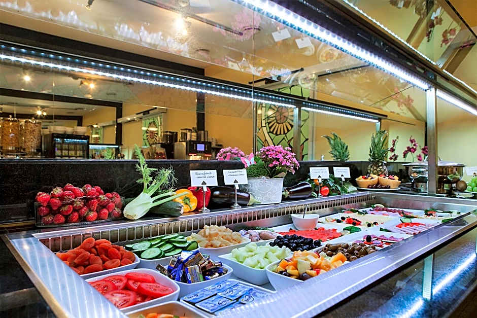 Grand Hotel Downtown