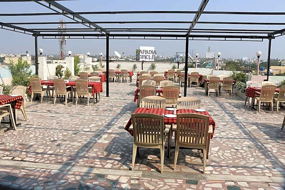 Hotel Kohinoor Plaza