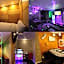 Show Hotel
