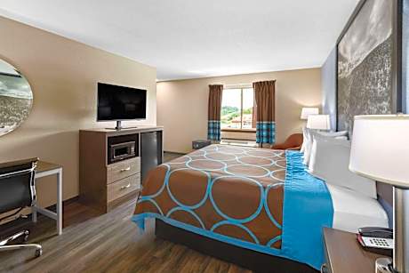 1 King Bed Business Room Non-Smoking