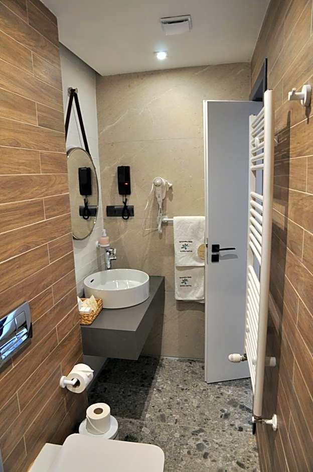 SPA Complex Belchin Spring