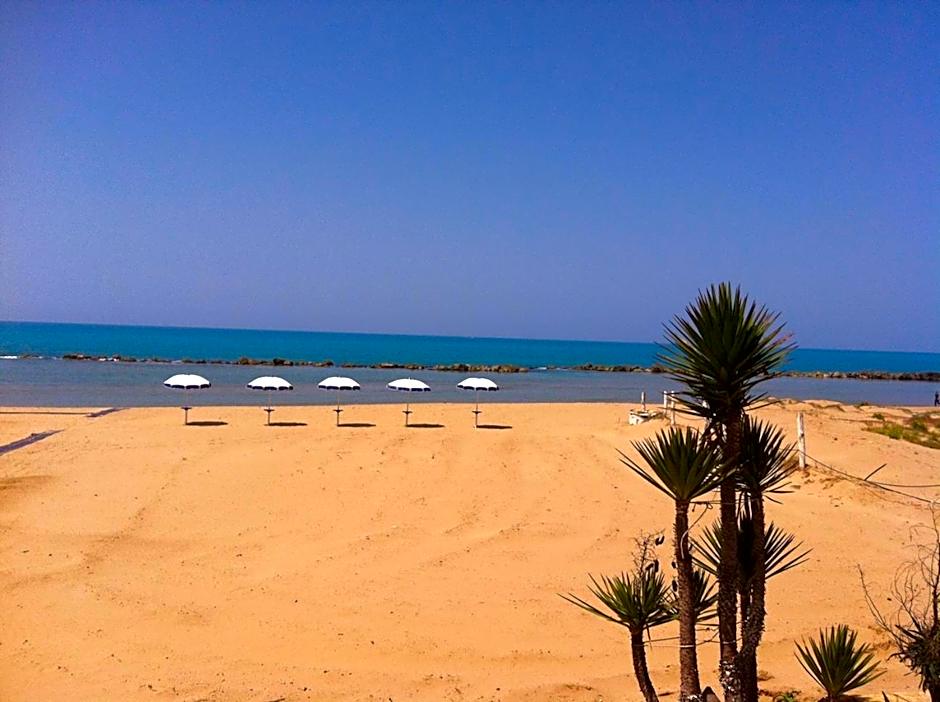 Hotel Costazzurra Museum & Spa