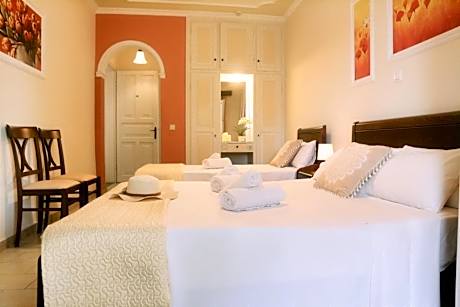 Double or Twin Room with Sea View