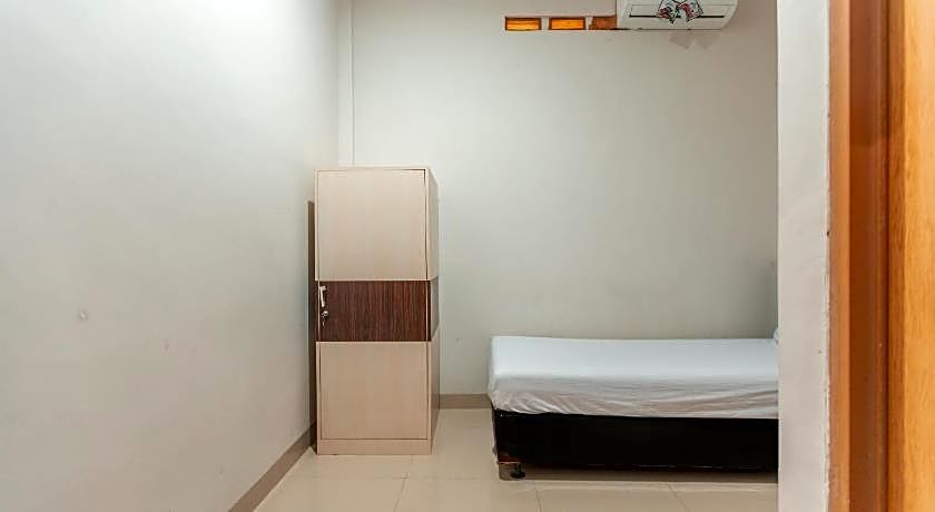 OYO Life 2335 Kos 89