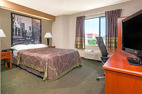 Queen Room - Non-Smoking