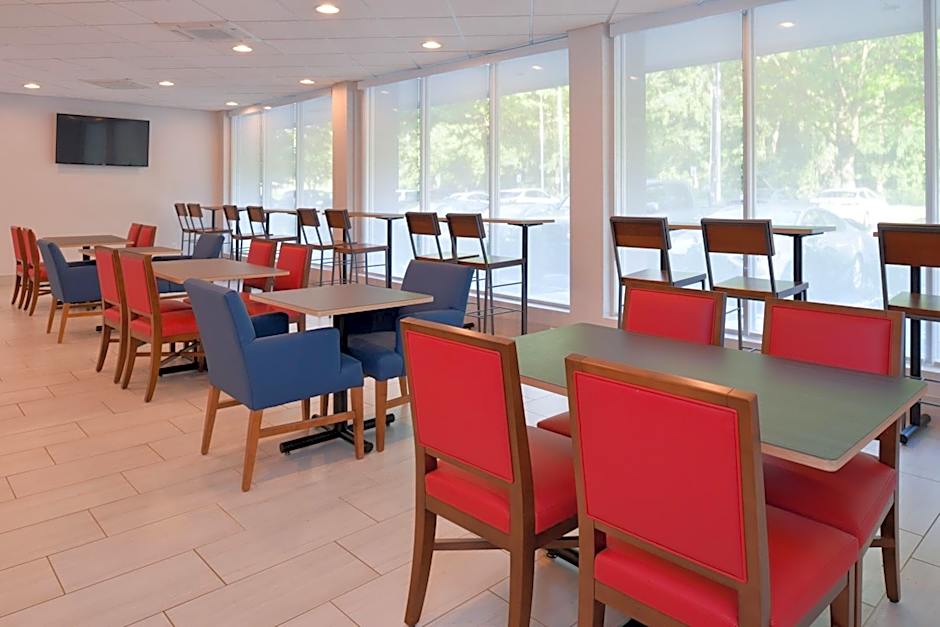 Holiday Inn Express Towson By IHG