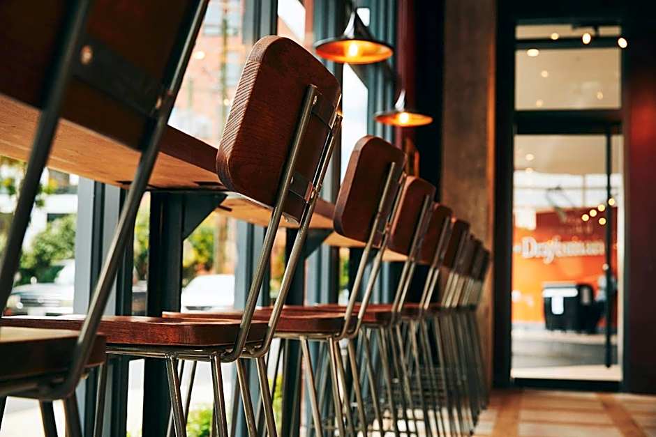 The Draftsman, Autograph Collection by Marriott
