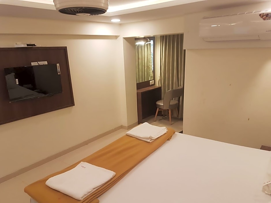 Hotel Godavari Inn 