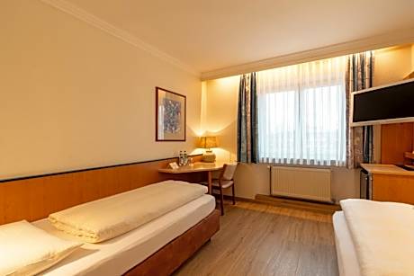 Small Twin Room