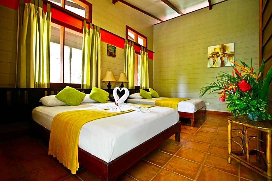 Pachira Lodge