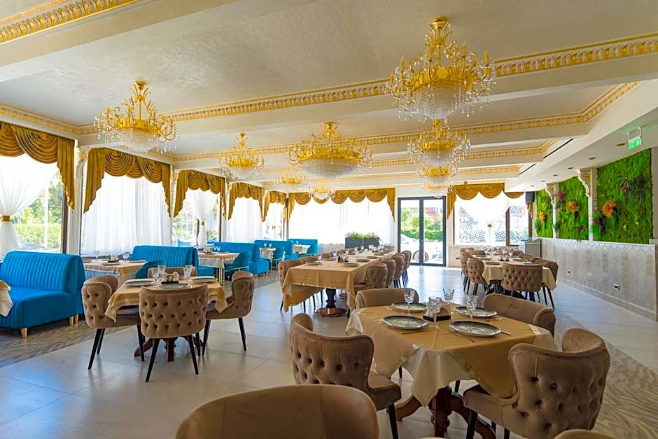 W Regal Boutique Hotel&Spa
