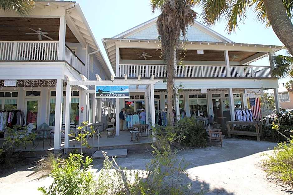 Absolute Anna Maria-Private Beach Access-Heated Pool-Water Views From Every Room